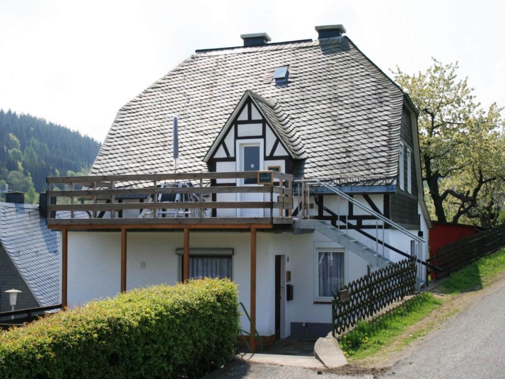 Cosy Apartment In Schwalefeld Near Willingen With Private Terrace Exterior foto